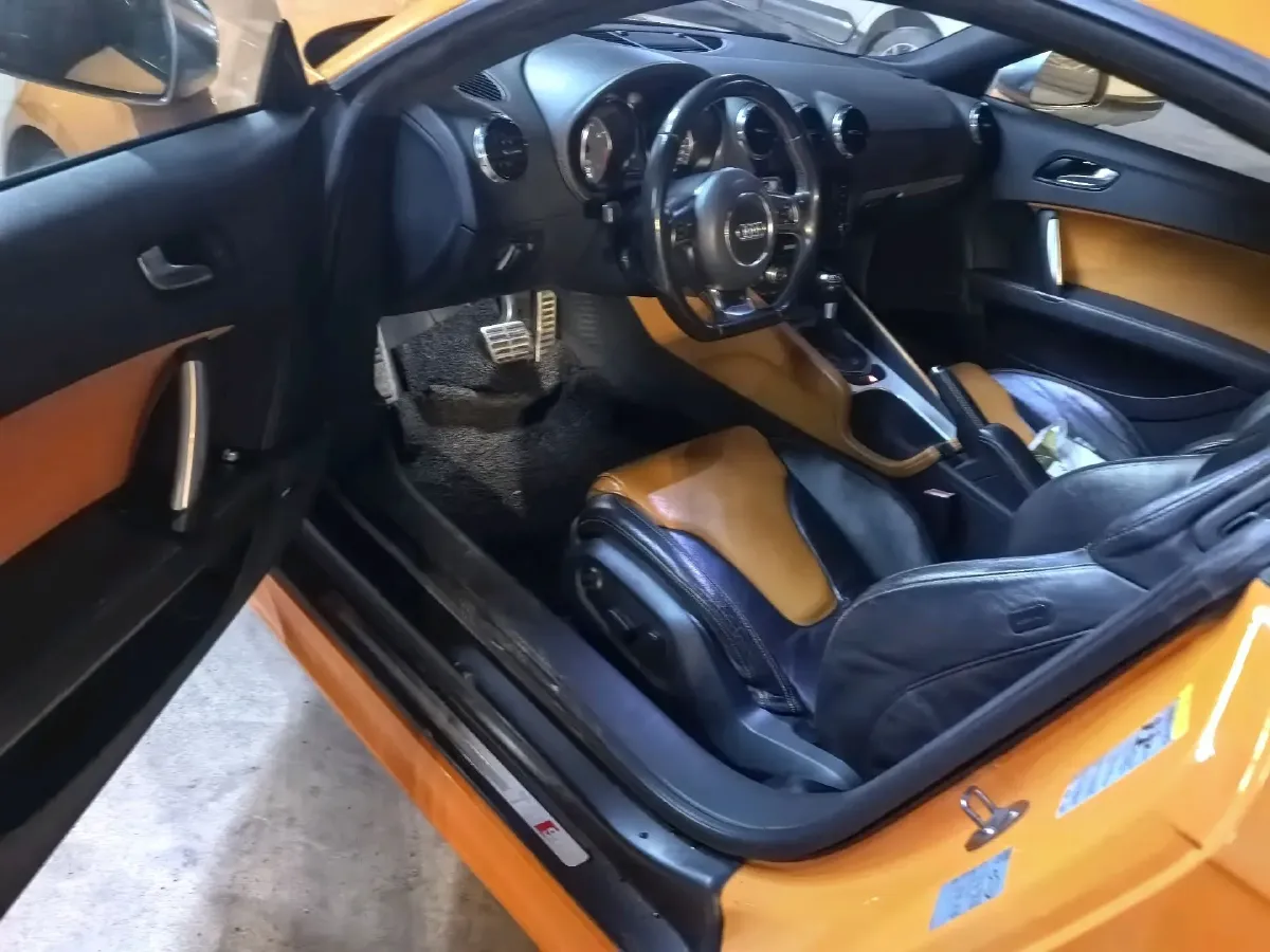 2011 Audi TTS 2.0T 272HP L4 6DCT,autocango,china used car exporter,china ev exporter,chinese used car exporter,chinese used ev exporter