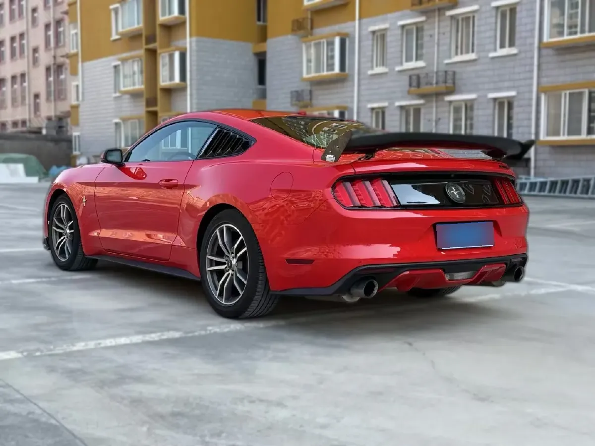 2024 Ford Bronco 2.3T 275HP L4 10AT,autocango,china used car exporter,china ev exporter,chinese used car exporter,chinese used ev exporter