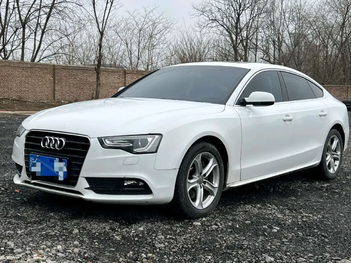 2012 Audi A5 2.0T 211HP L4 CVT