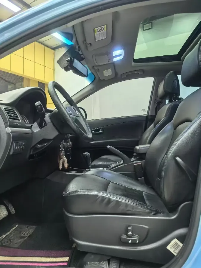 2011 SsangYong Korando 2.0T 175HP L4 6AT,autocango,china used car exporter,china ev exporter,chinese used car exporter,chinese used ev exporter