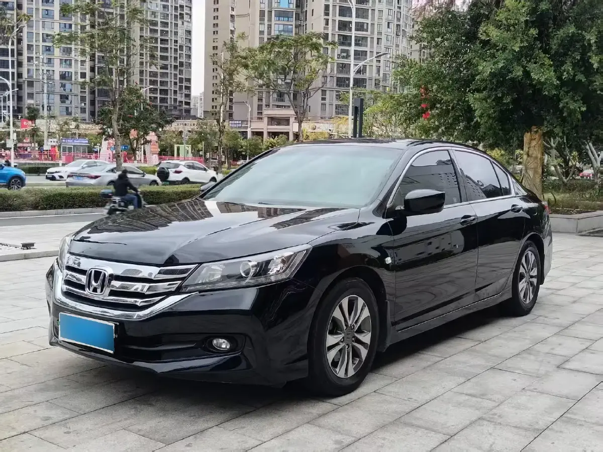 2015 Honda Accord 2.4L 186HP L4 CVT