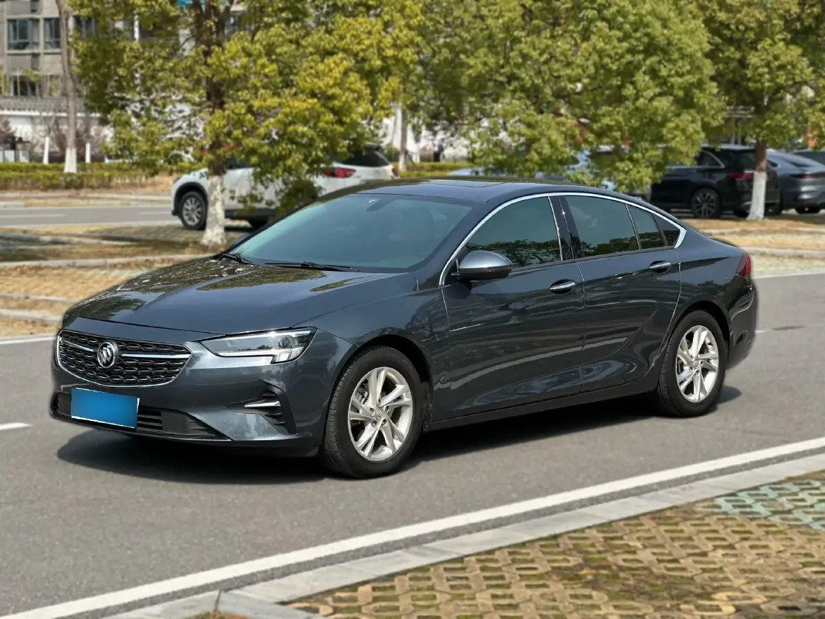 2020 Buick Regal 1.5T 169HP L4 9AT