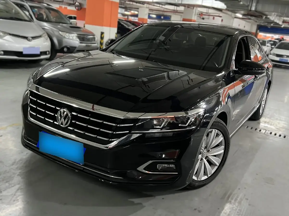 2019 Volkswagen Passat 2.0T 186HP L4 7DCT