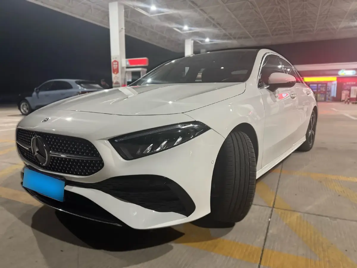 2023 Mercedes-Benz A Class 1.3T 163HP L4 7DCT