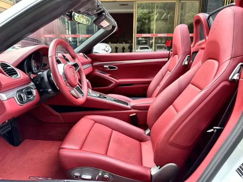 2022 Porsche 718 2.0T 300HP H4 7DCT,autocango,china used car exporter,china ev exporter,chinese used car exporter,chinese used ev exporter