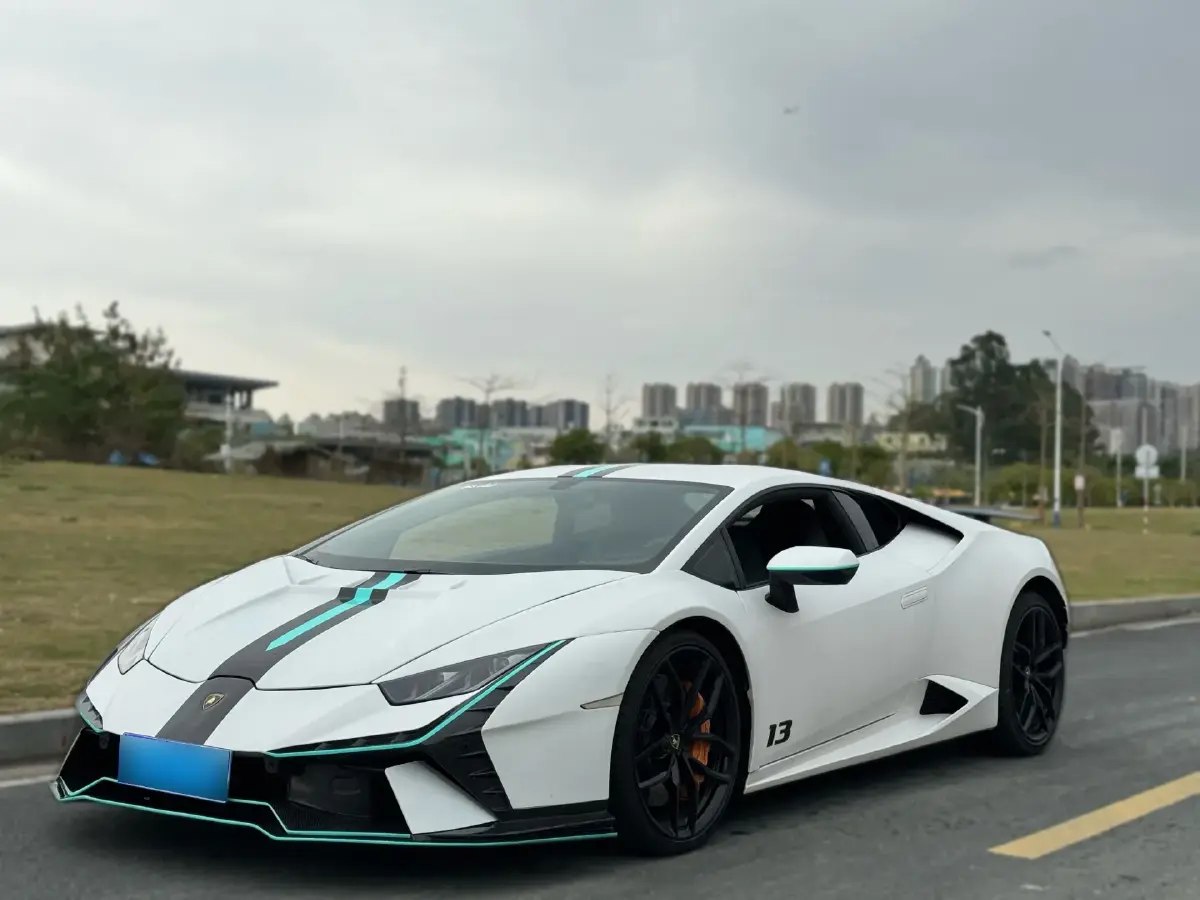 2014 Lamborghini Huracán 5.2L 610HP V10 7DCT