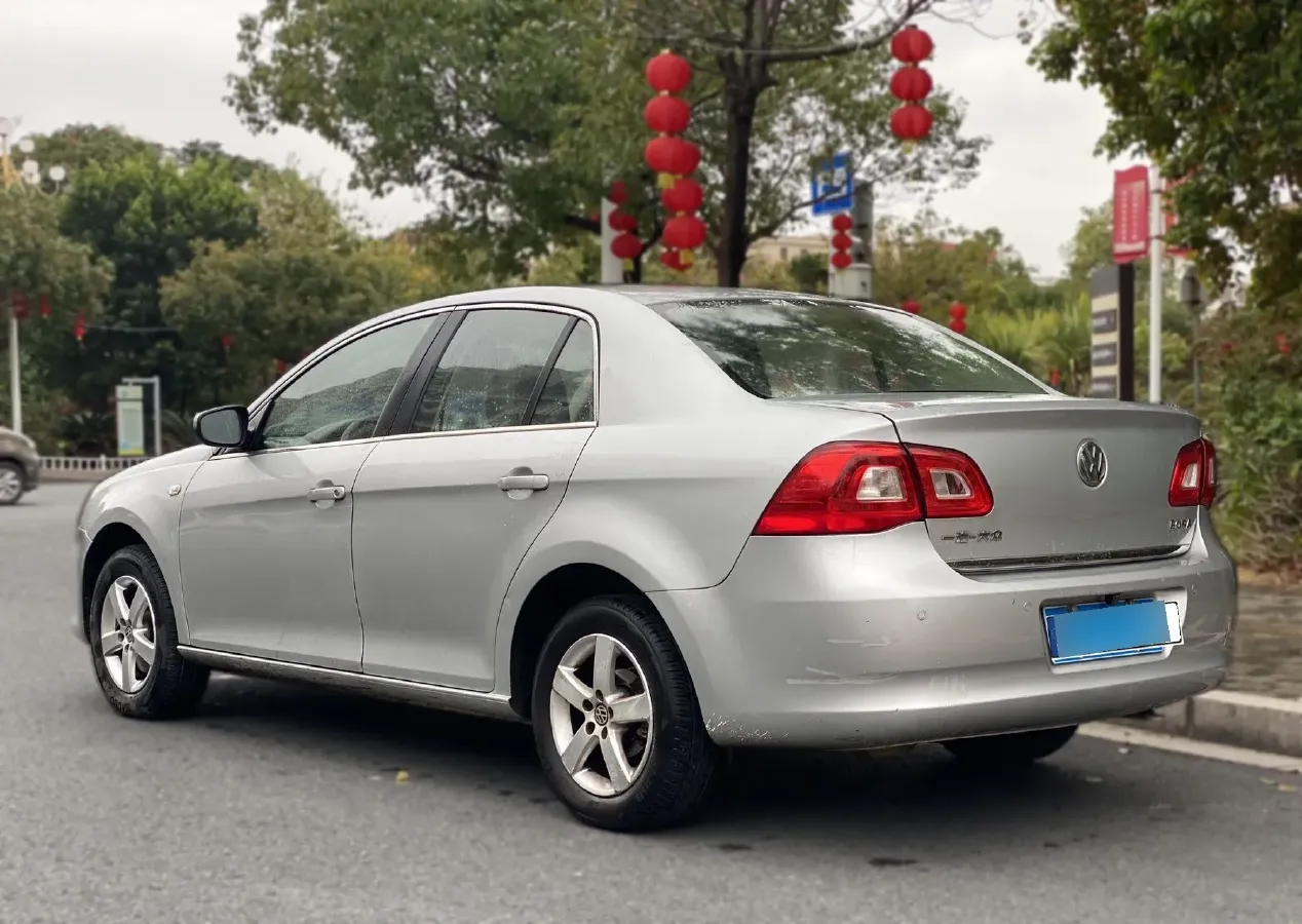 2006 Volkswagen Bora Classic 1.6L 100HP L4 4AT,autocango,china used car exporter,china ev exporter,chinese used car exporter,chinese used ev exporter