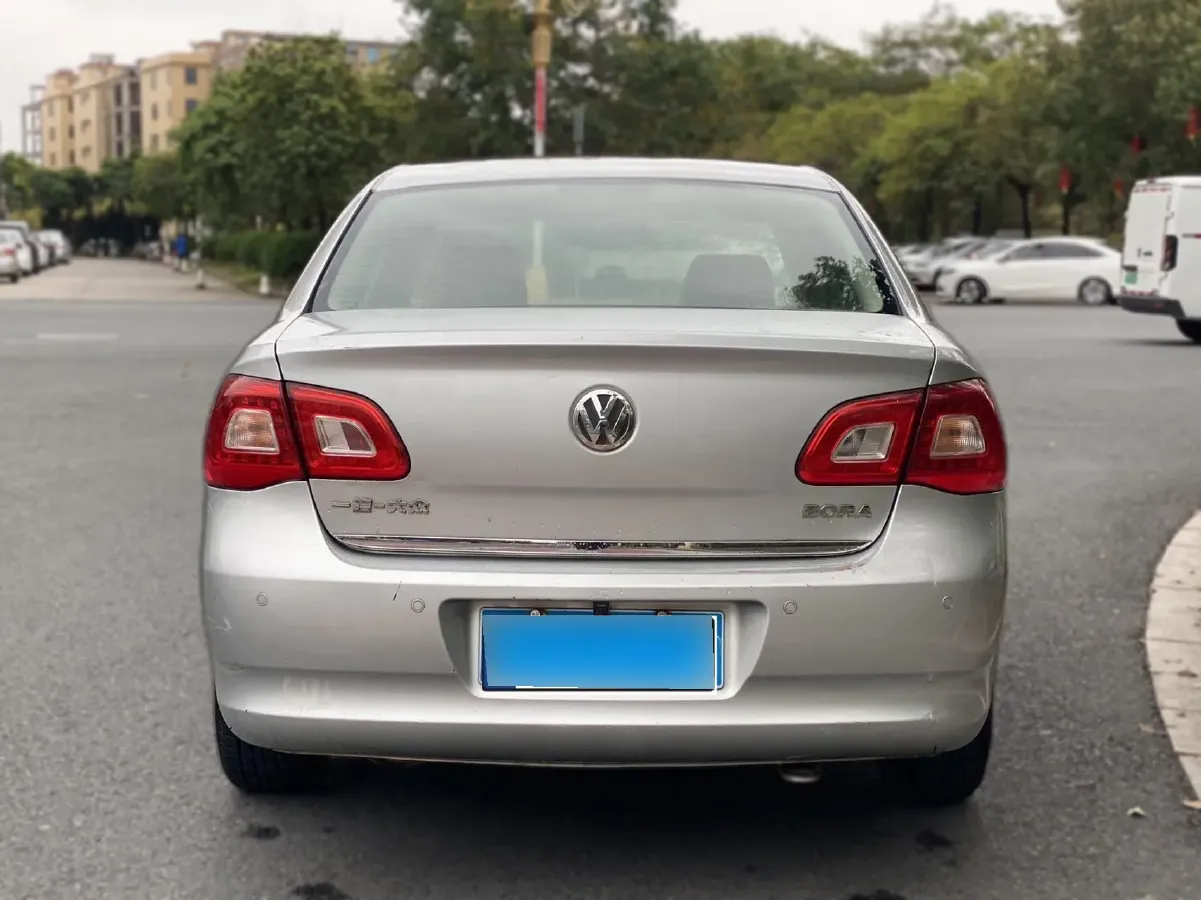 2006 Volkswagen Bora Classic 1.6L 100HP L4 4AT,autocango,china used car exporter,china ev exporter,chinese used car exporter,chinese used ev exporter