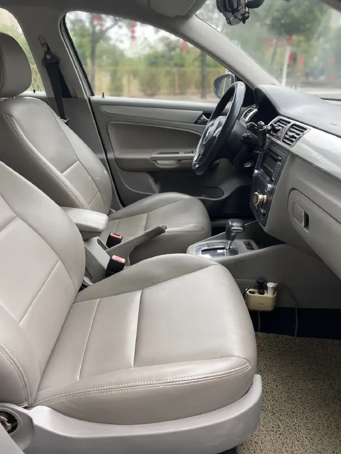 2006 Volkswagen Bora Classic 1.6L 100HP L4 4AT,autocango,china used car exporter,china ev exporter,chinese used car exporter,chinese used ev exporter