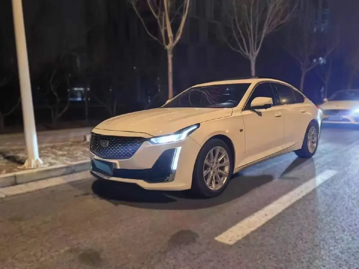 2020 Cadillac CT5 2.0T 237HP L4 10AT