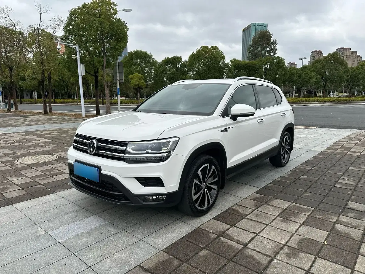 2019 Volkswagen Tharu 1.4T 150HP L4 7DCT