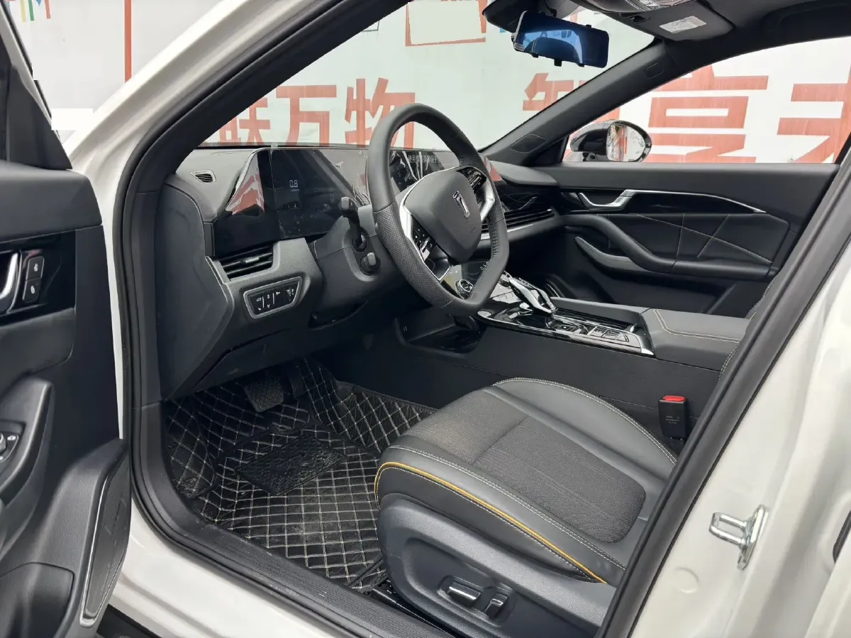 2023 Bestune B70S 1.5T 169HP L4 7DCT,autocango,china used car exporter,china ev exporter,chinese used car exporter,chinese used ev exporter