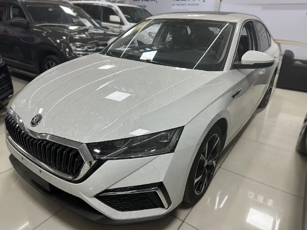 2023 Skoda Octavia 1.4T 150HP L4 7DCT