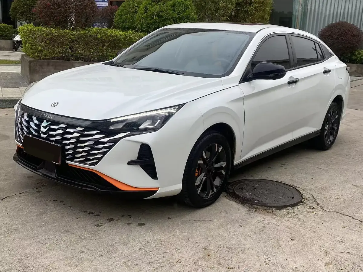 2023 DongFeng Aeolus YiXuan 1.5L 125HP L4 6DCT