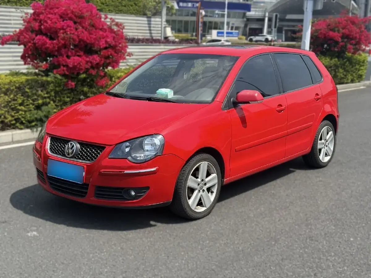 2009 Volkswagen Polo 1.4L 86HP L4 5MT