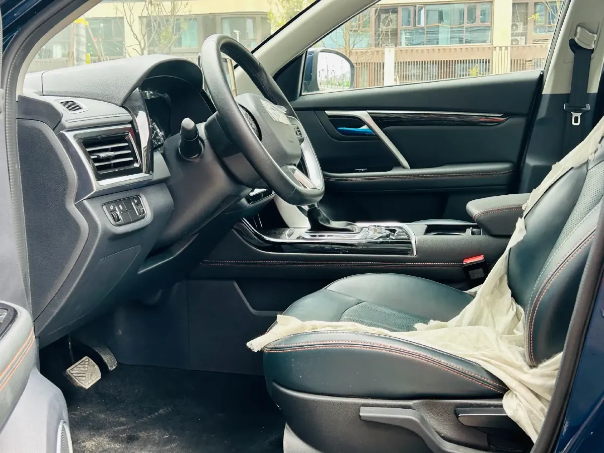 2021 BAIC RuiXiang RuiXiang X5 1.5T 156HP L4 6MT,autocango,china used car exporter,china ev exporter,chinese used car exporter,chinese used ev exporter