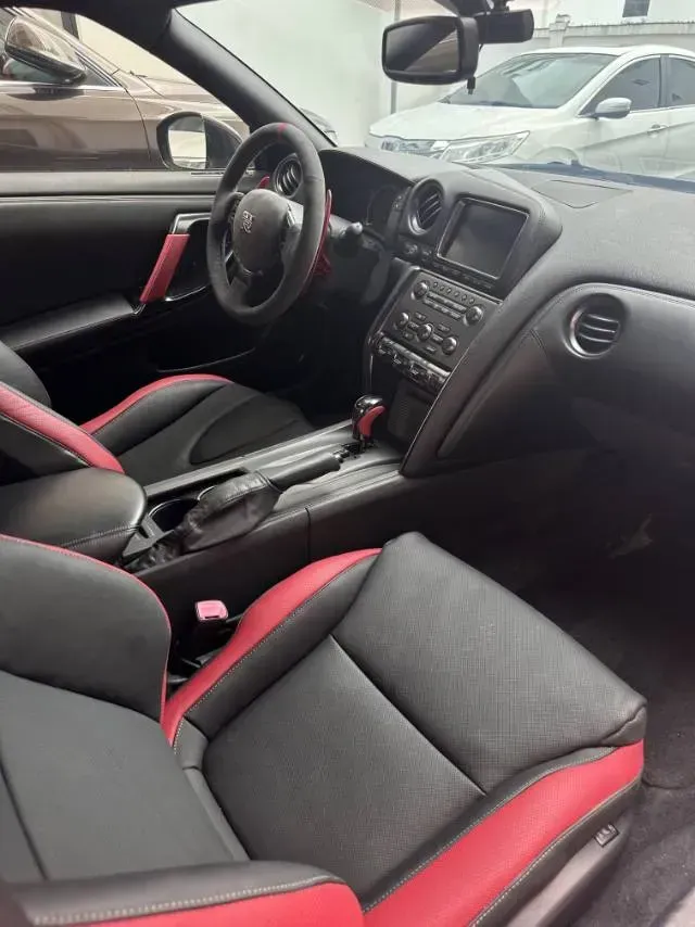 2012 Nissan GT-R 3.8T 530HP V6 6DCT,autocango,china used car exporter,china ev exporter,chinese used car exporter,chinese used ev exporter