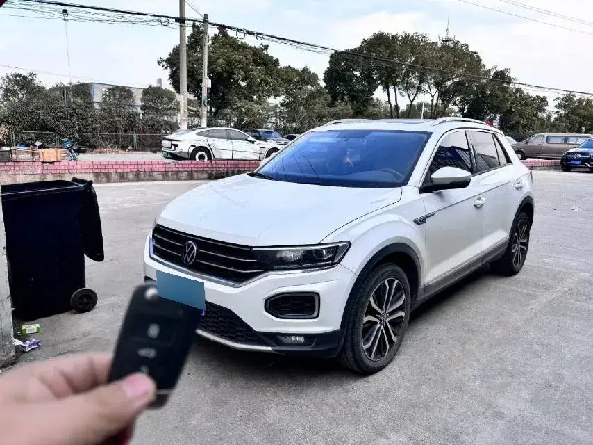 2021 Volkswagen T-Roc 1.4T 150HP L4 7DCT