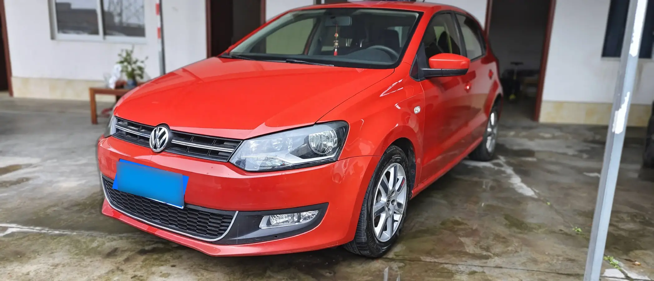 2013 Volkswagen Polo 1.4L 86HP L4 5MT