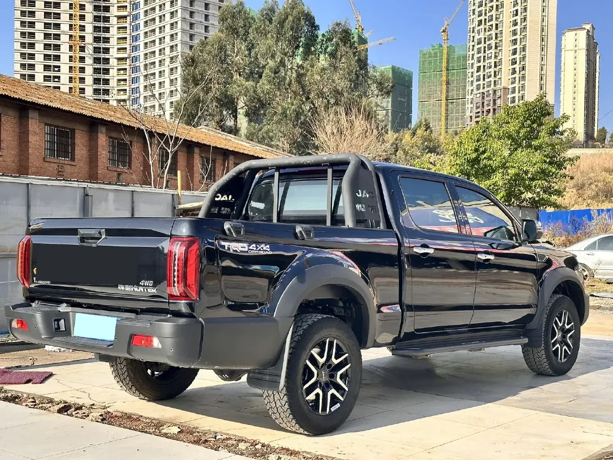 2023 JAC Hunter 2.0T 170HP L4 8AT,autocango,china used car exporter,china ev exporter,chinese used car exporter,chinese used ev exporter