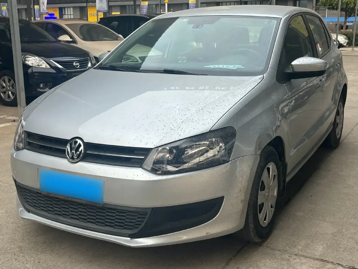 2013 Volkswagen Polo 1.4L 86HP L4 5MT