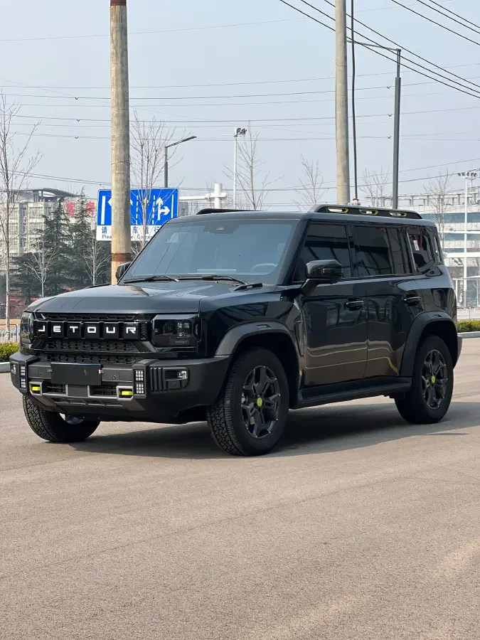 2023 Jetour Traveller 2.0T 254HP L4 7DCT