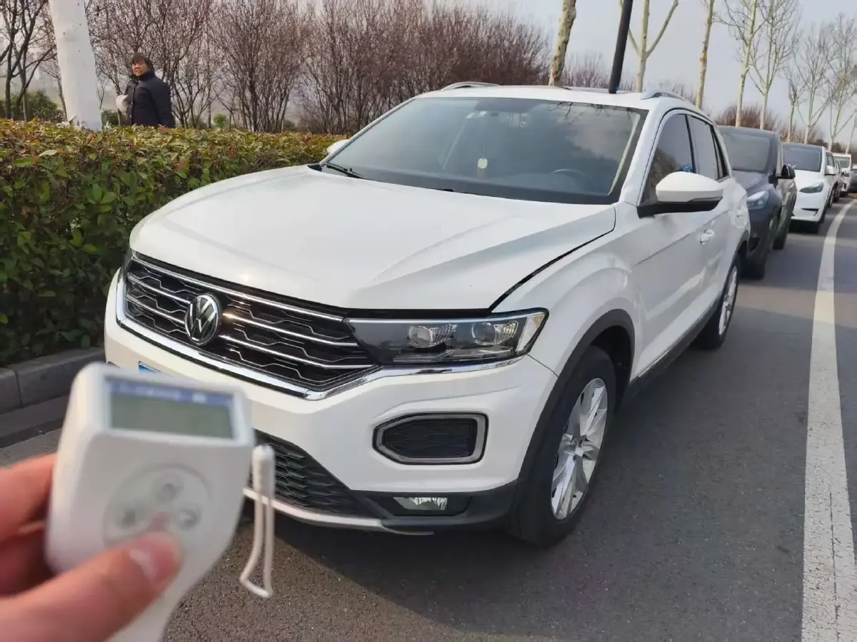 2018 Volkswagen T-Roc 1.4T 150HP L4 7DCT