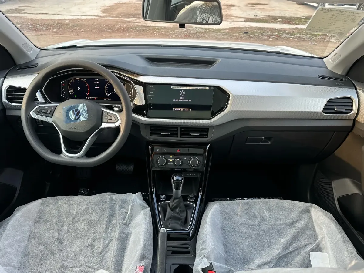 2023 Volkswagen Tacqua 1.2T 116HP L4 7DCT,autocango,china used car exporter,china ev exporter,chinese used car exporter,chinese used ev exporter