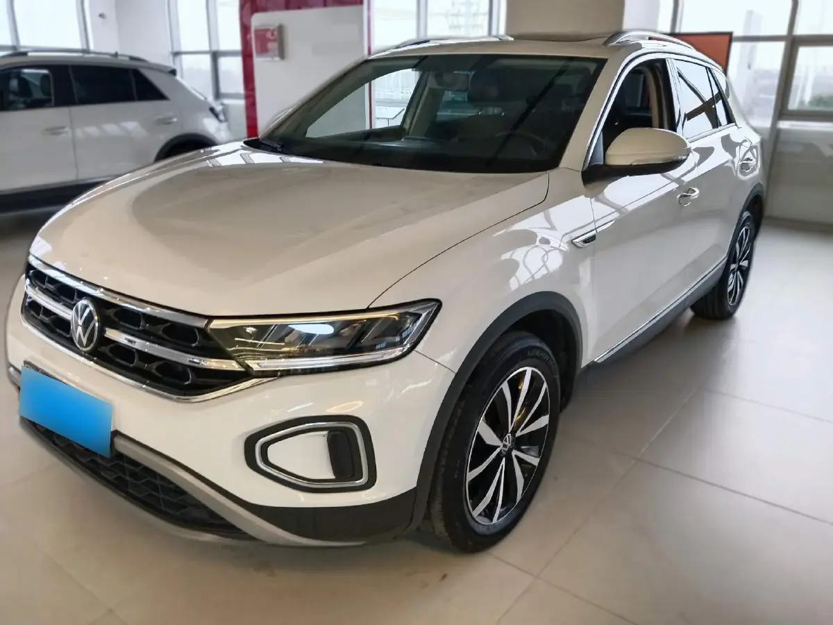 2022 Volkswagen T-Roc 1.4T 150HP L4 7DCT