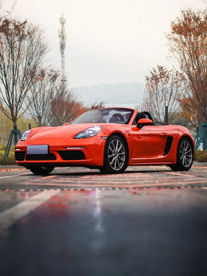 2018 Porsche 718 2.0T 250HP H4 7DCT,autocango,china used car exporter,china ev exporter,chinese used car exporter,chinese used ev exporter