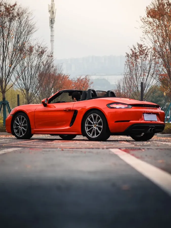 2018 Porsche 718 2.0T 250HP H4 7DCT,autocango,china used car exporter,china ev exporter,chinese used car exporter,chinese used ev exporter