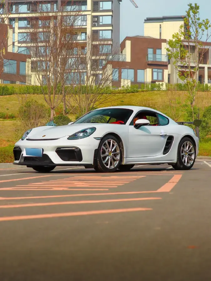 2016 Porsche 718 2.0T 250HP H4 7DCT