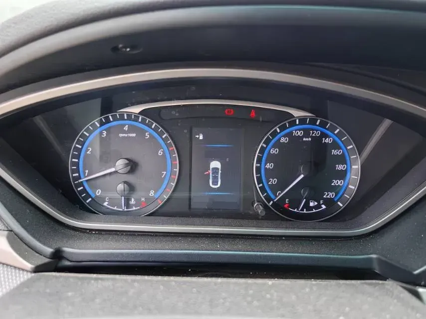 2016 HaiMa M6 1.6L 118HP L4 5MT,autocango,china used car exporter,china ev exporter,chinese used car exporter,chinese used ev exporter