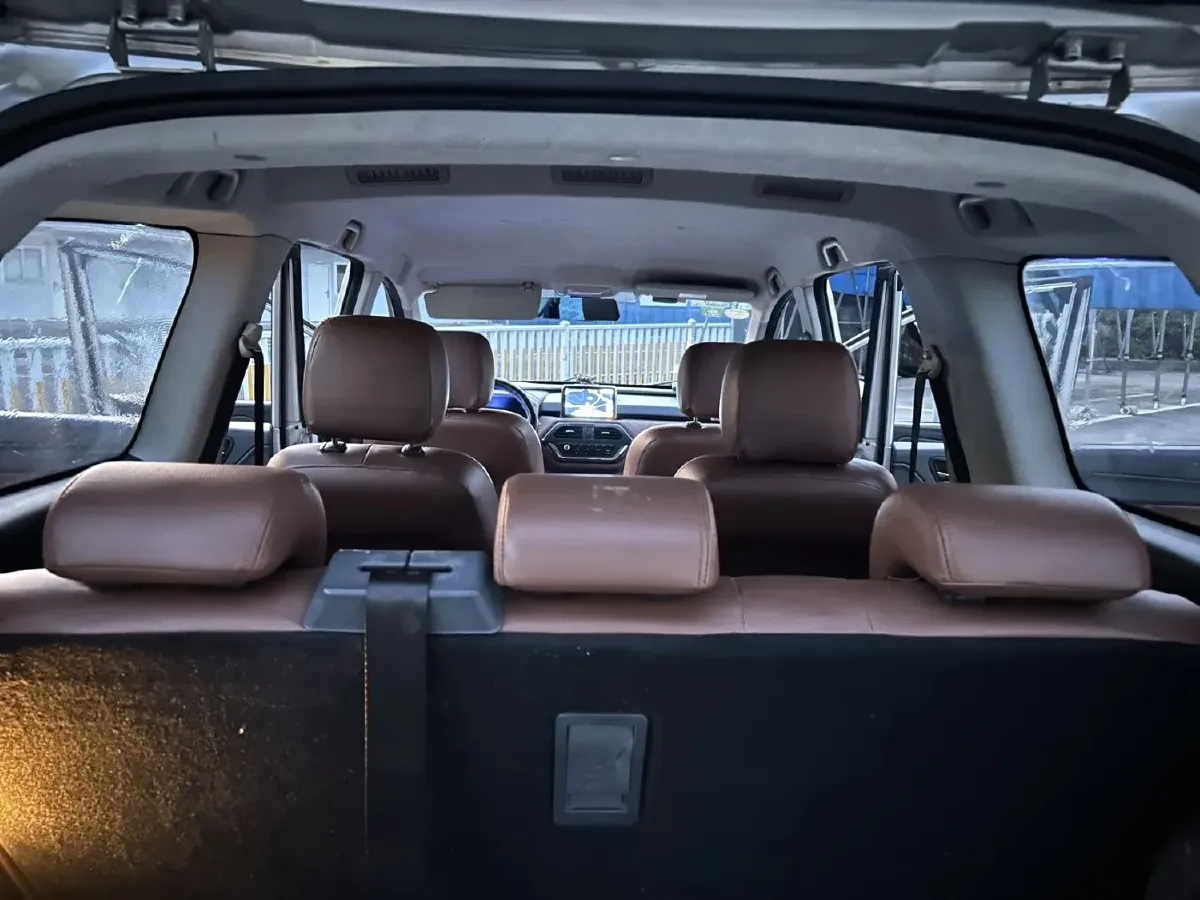 2017 BAIC ChangHe M70 1.5L 113HP L4 5MT,autocango,china used car exporter,china ev exporter,chinese used car exporter,chinese used ev exporter