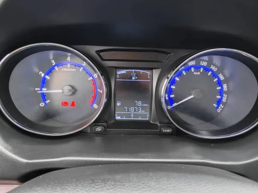 2016 DongFeng Forthing SX6 1.6L 122HP L4 CVT,autocango,china used car exporter,china ev exporter,chinese used car exporter,chinese used ev exporter