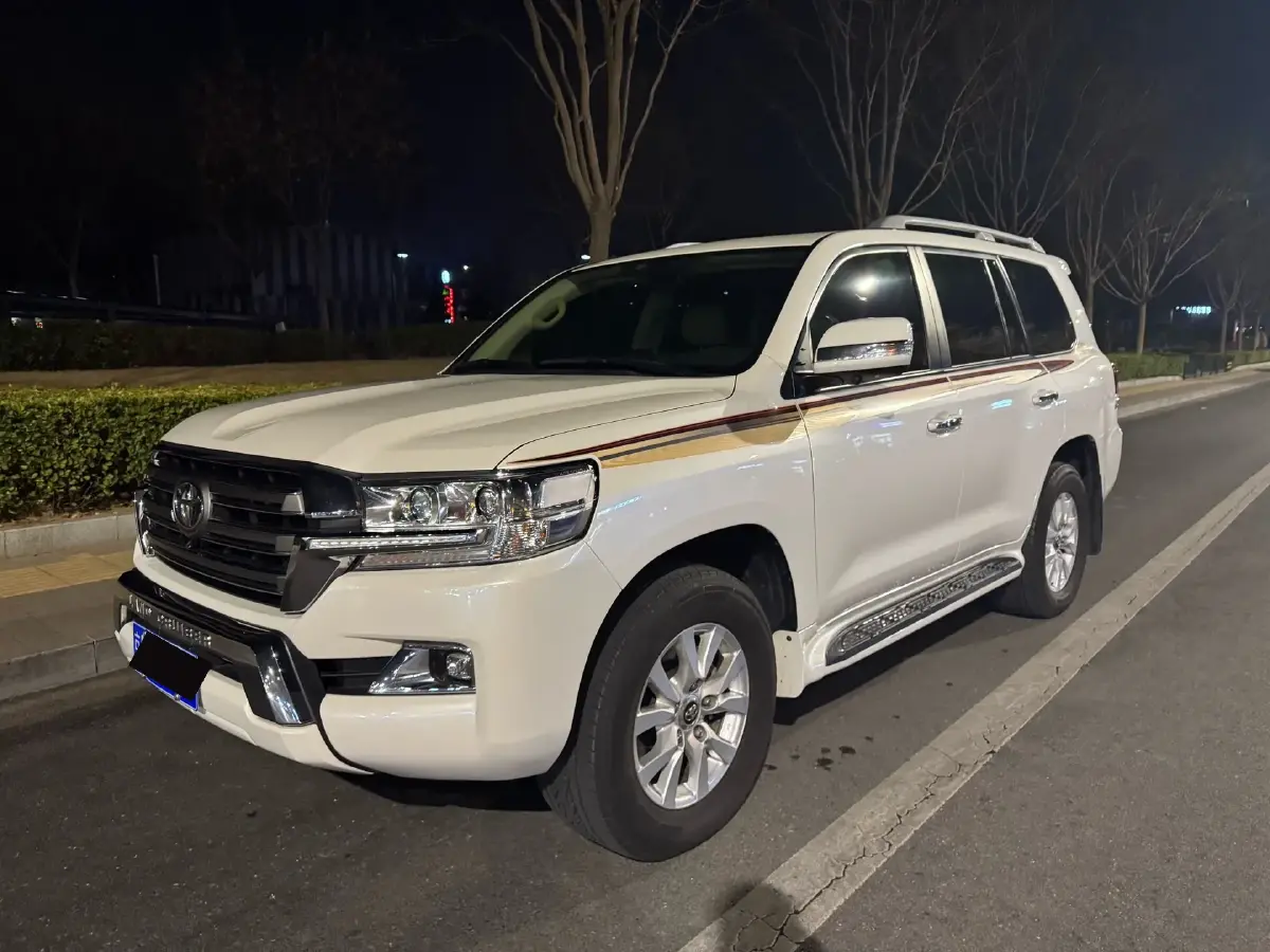 2016 Toyota Land Cruiser 4.0L 275HP V6 5AT
