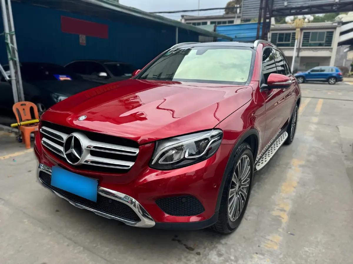 2017 Mercedes-Benz GLC Class 2.0T 211HP L4 9AT