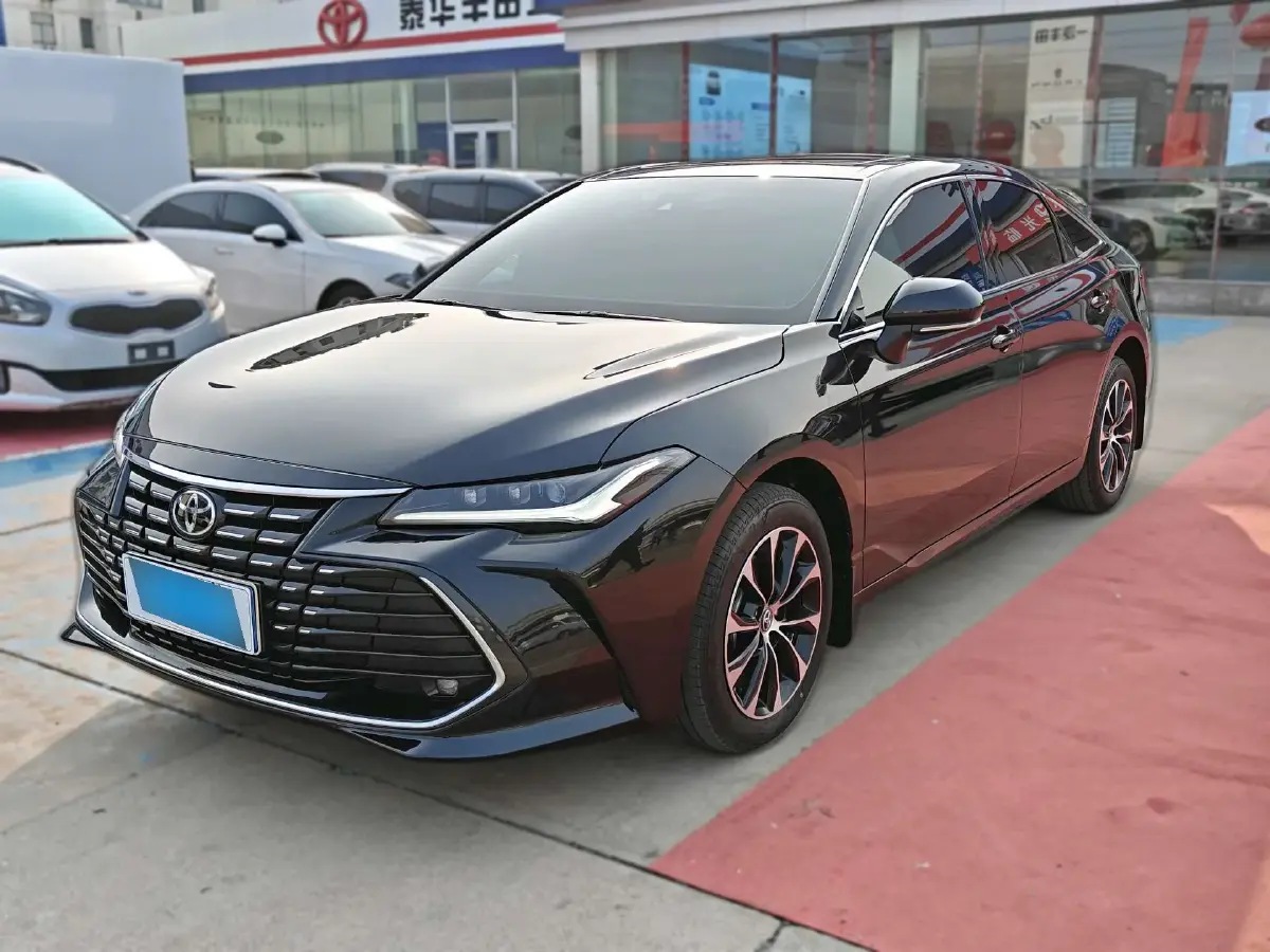 2023 Toyota Avalon 2.0L 177HP L4 CVT