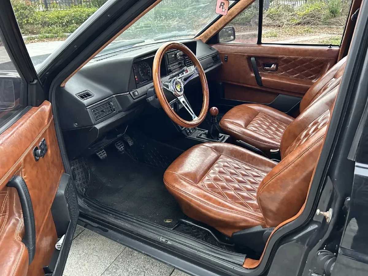 2006 Volkswagen Santana Vista 2.0L 108HP L4 5MT,autocango,china used car exporter,china ev exporter,chinese used car exporter,chinese used ev exporter