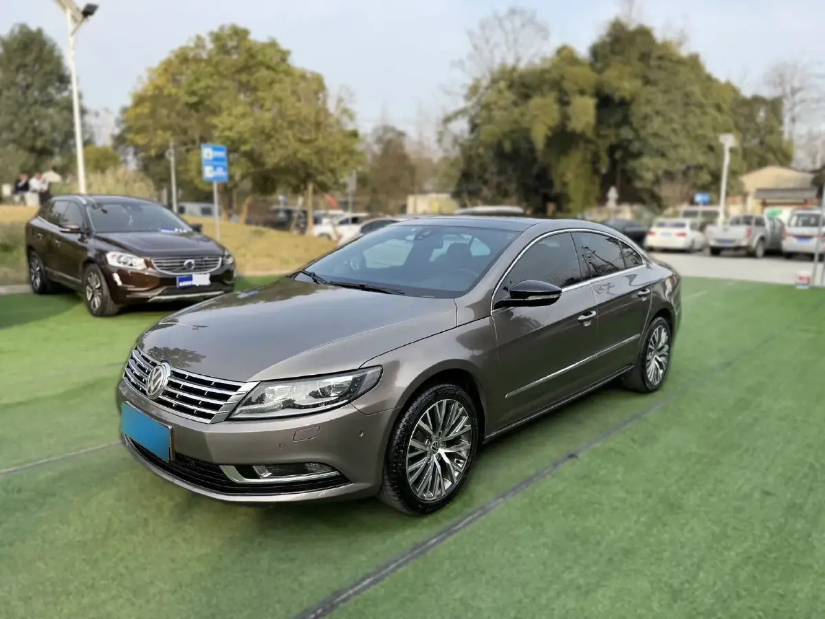 2013 Volkswagen CC 2.0T 200HP L4 6DCT