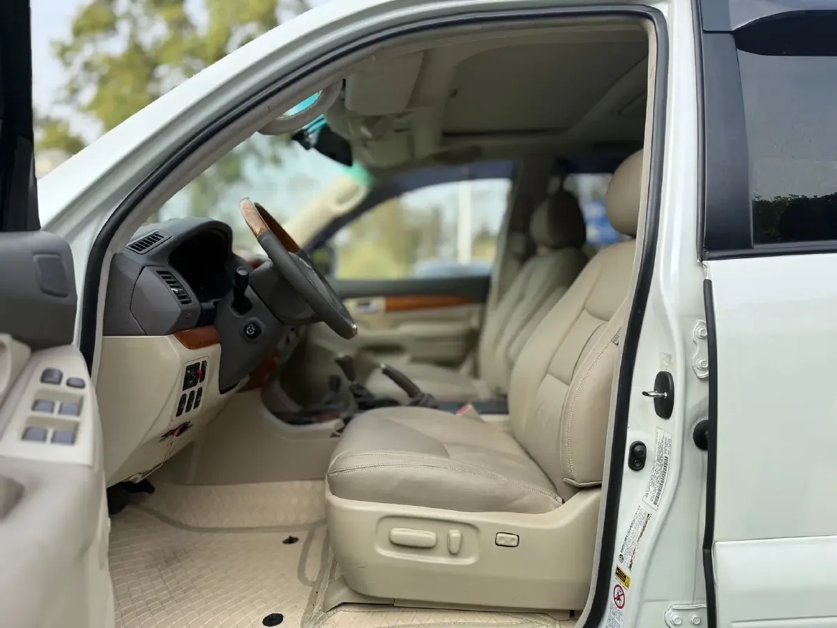 2004 Lexus GX 4.7L 235HP V8 5AT,autocango,china used car exporter,china ev exporter,chinese used car exporter,chinese used ev exporter