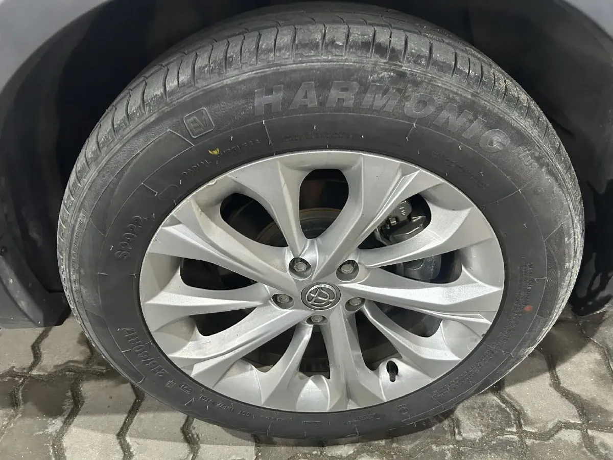 2016 Brilliance Auto V3 1.5L 112HP L4 5MT,autocango,china used car exporter,china ev exporter,chinese used car exporter,chinese used ev exporter