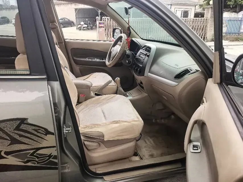 2005 Chery Tiggo 2.4L 130HP L4 5MT,autocango,china used car exporter,china ev exporter,chinese used car exporter,chinese used ev exporter