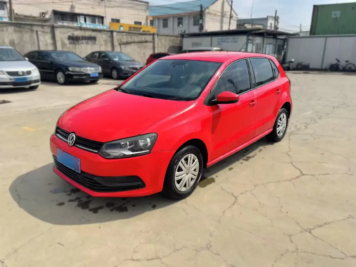 2016 Volkswagen Polo 1.4L 90HP L4 6AT