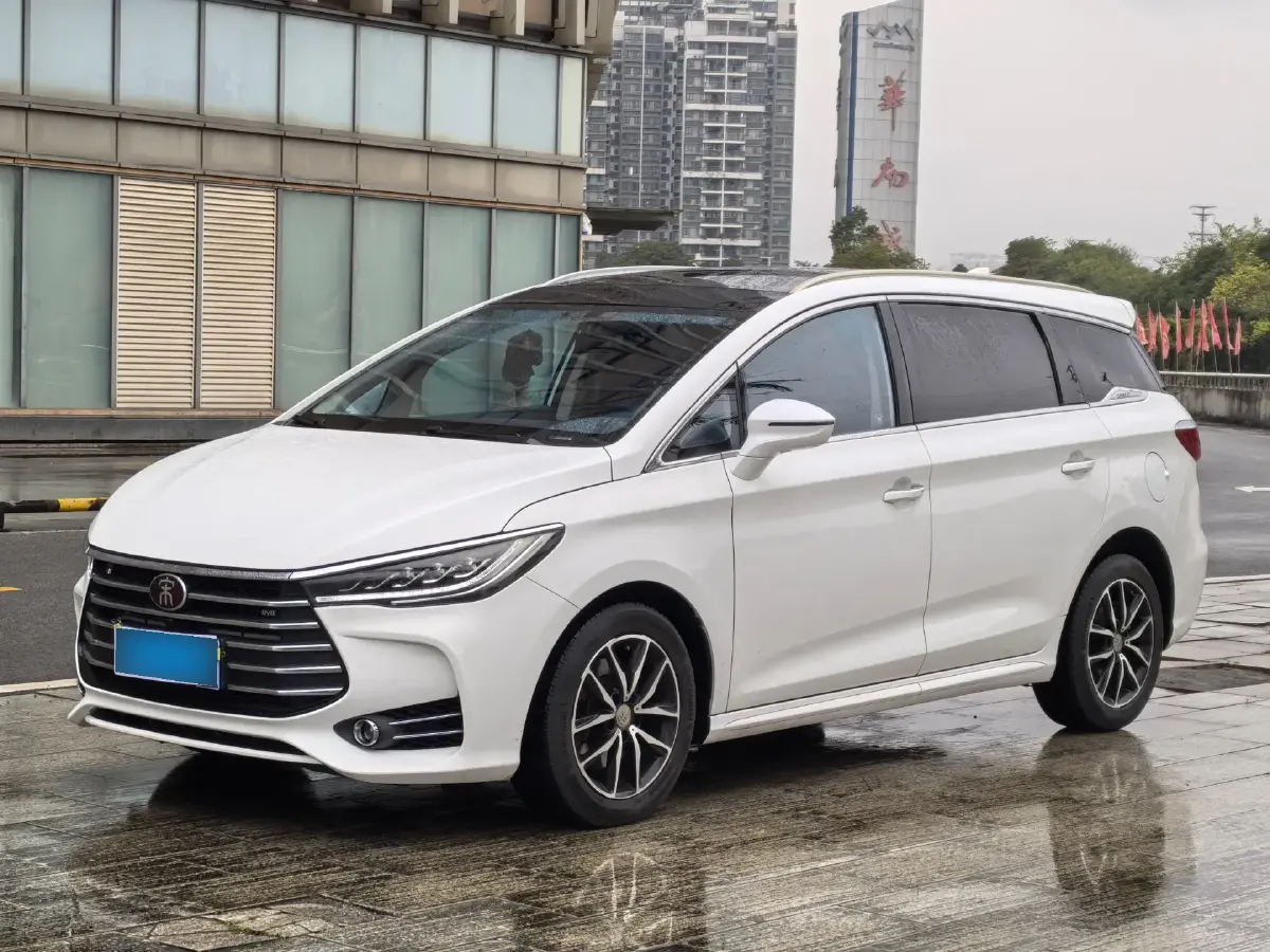 2018 BYD Song MAX 1.5T 154HP L4 6MT