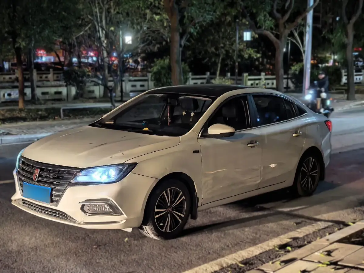 2019 Roewe i5 1.5L 120HP L4 5MT