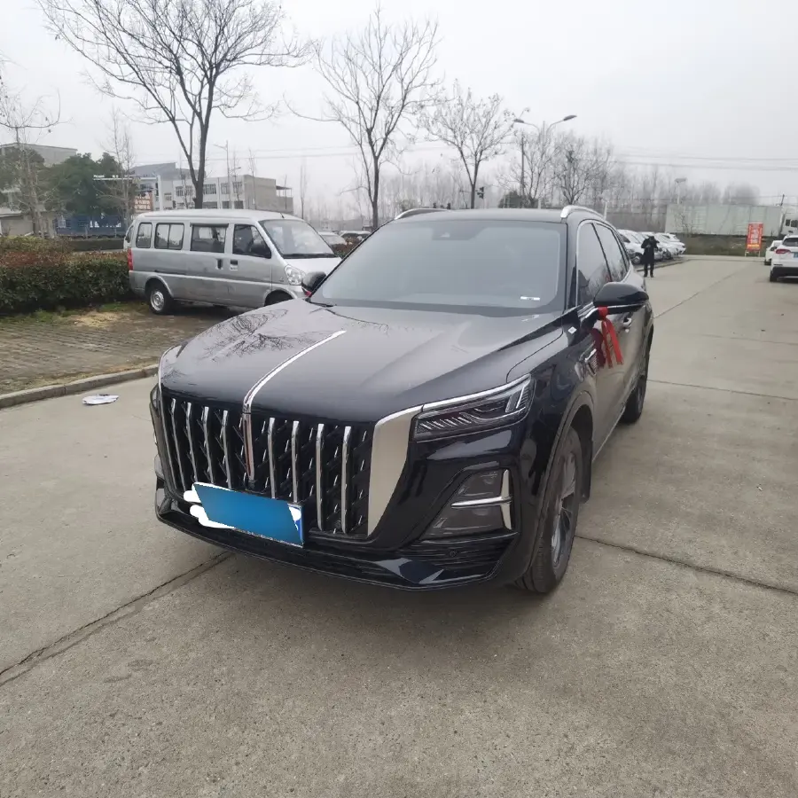 2023 HongQi HS5 2.0T 252HP L4 8AT