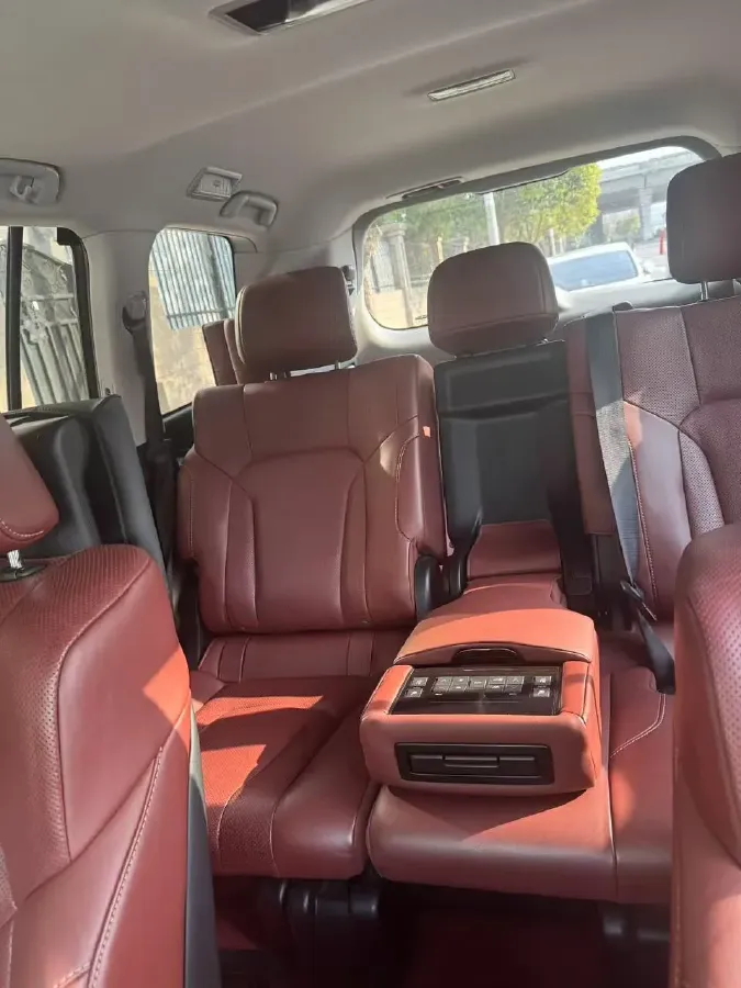 2019 Lexus LX 5.7L 367HP V8 8AT,autocango,china used car exporter,china ev exporter,chinese used car exporter,chinese used ev exporter