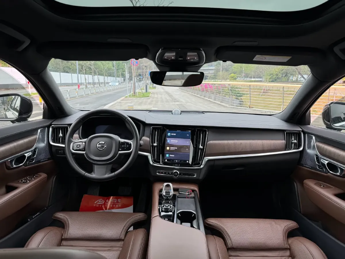 2022 Volvo S90 2.0T 250HP L4 8AT,autocango,china used car exporter,china ev exporter,chinese used car exporter,chinese used ev exporter