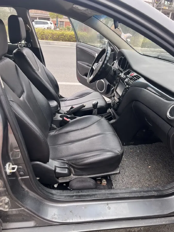 2011 JAC HeYue 1.5L 113HP L4 5MT,autocango,china used car exporter,china ev exporter,chinese used car exporter,chinese used ev exporter